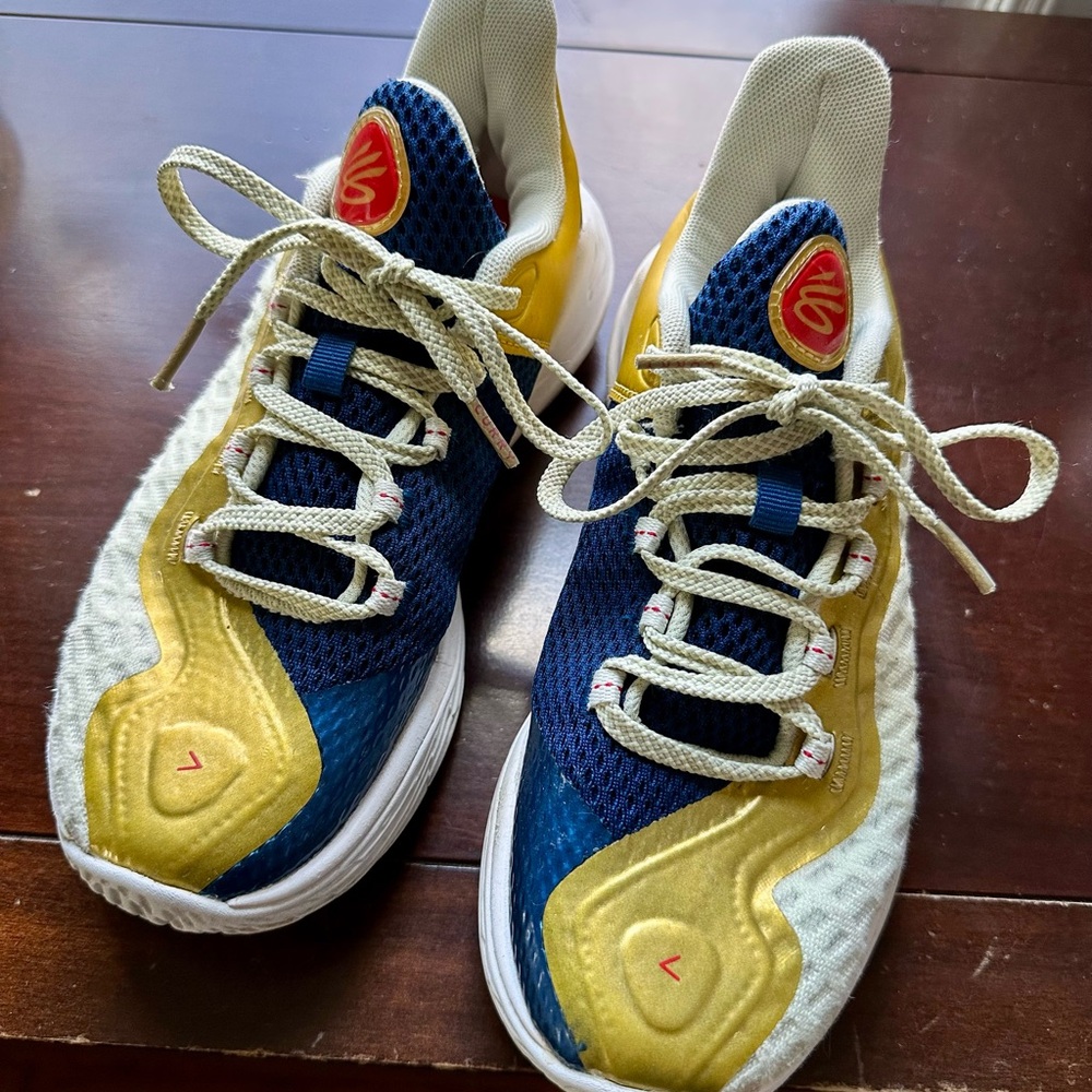 Curry 11 Champion Mindset “Future Curry” Under Armour Youth Sneakers